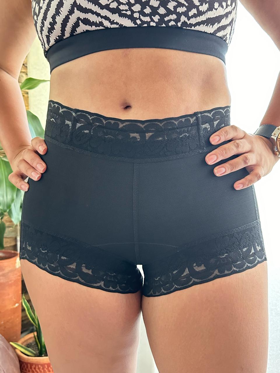 FAJA SHORT LEVANTA COLA CACHETERO FEMI