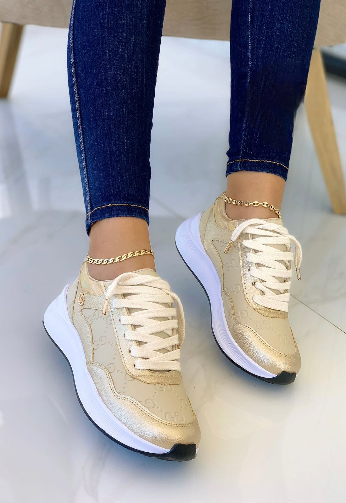 Tenis G005 Clásicos mas Vendidos